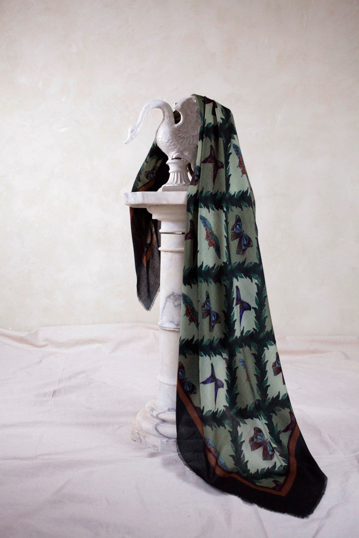 Charlotte, Mint: Oversized