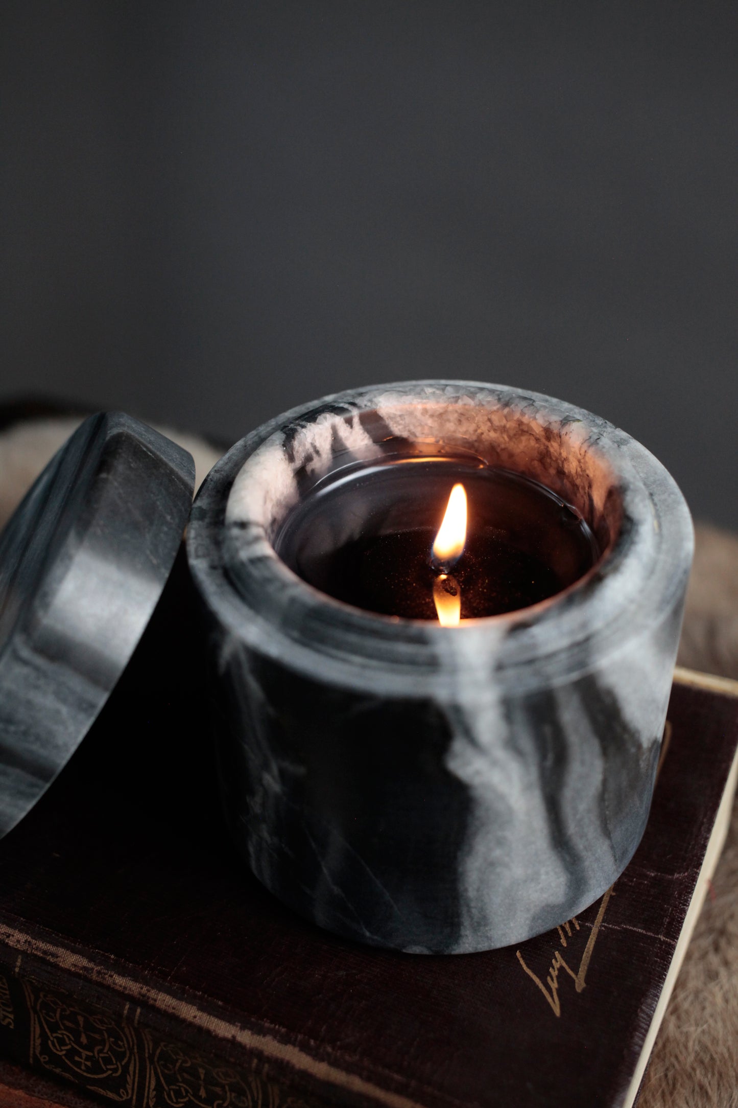 Marble Vessel Candle